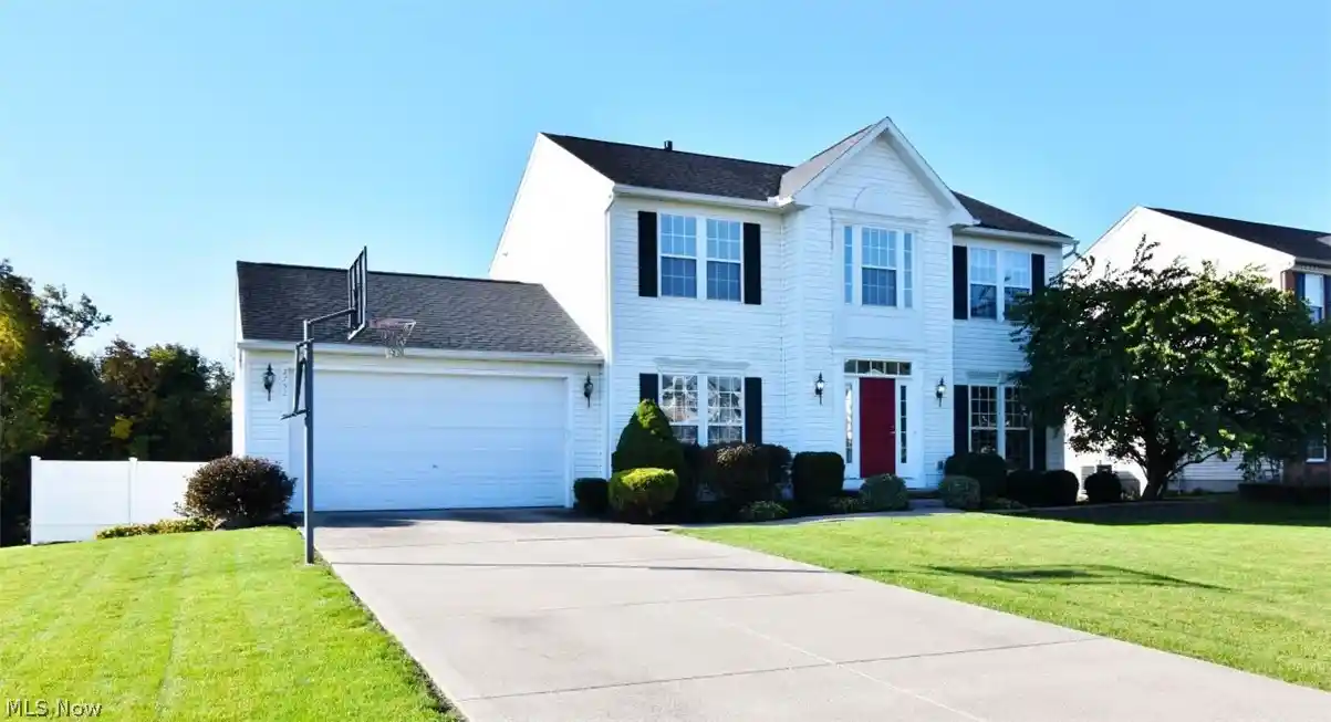 Photo 1 of Single family home for sale at 2752 Pinegate Dr, Norton, OH 44203 | MLS# 5249220 | Listing updated on 2026-10-30