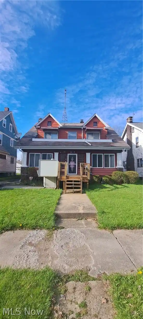 Single family home for sale at 374 Lora Ave, Youngstown, OH 44504 | MLS# 5251733