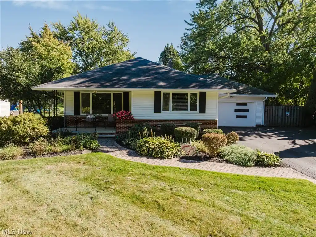 Photo 1 of Single family home for sale at 7435 Nethersole Dr, Cleveland, OH 44130 | MLS# 5249781 | Listing updated on 2026-10-23