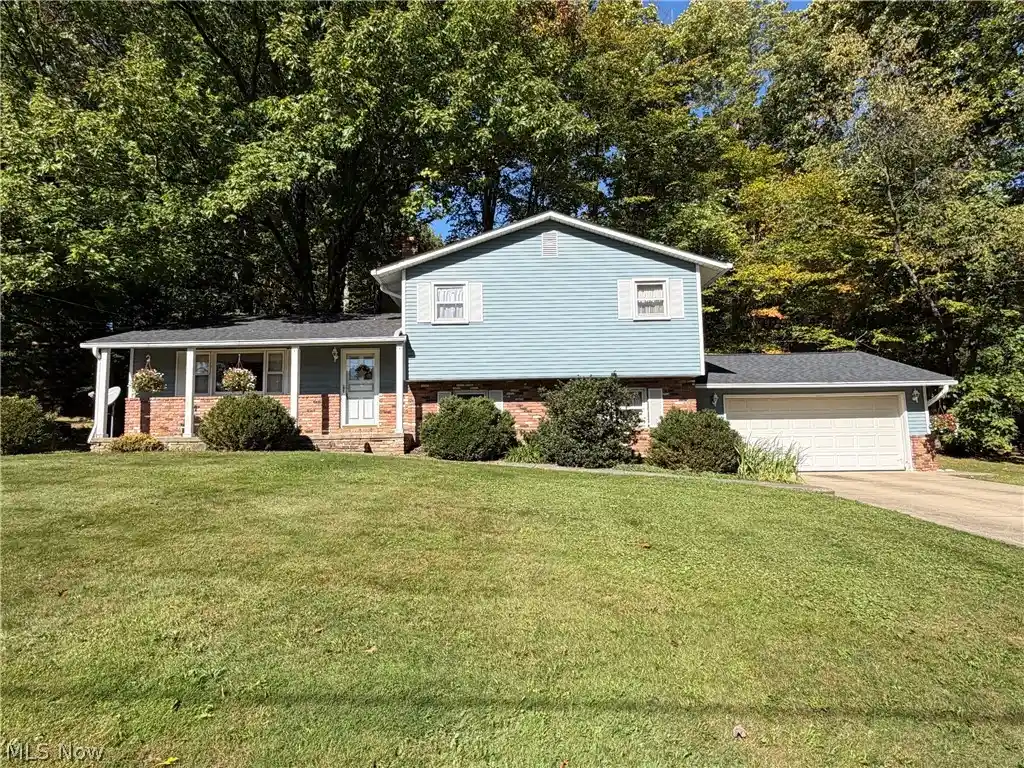Single family home for sale at 14320 Broadwood Dr, Burton, OH 44021 | MLS# 5250995