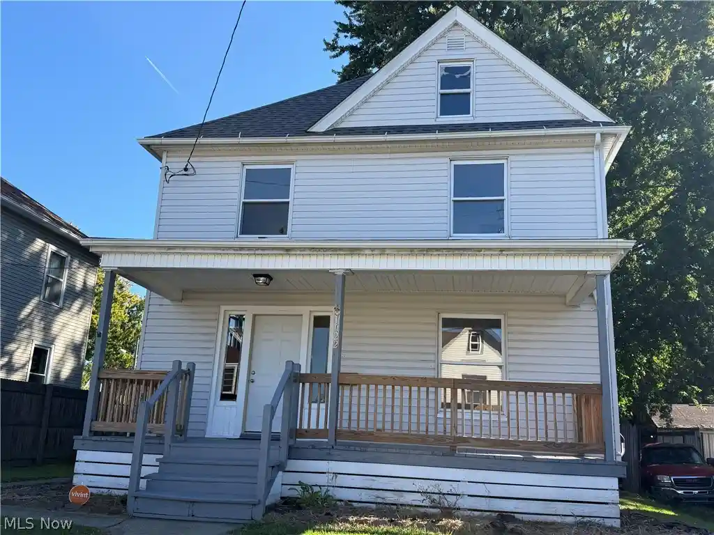 Single family home for sale at 1022 Park Ave SW, Canton, OH 44706 | MLS# 5251813