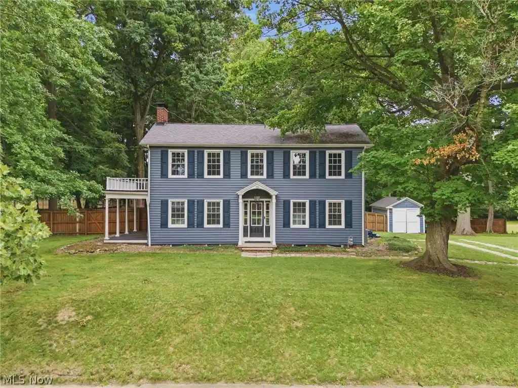 Single family home for sale at 325 Vincent St, Alliance, OH 44601 | MLS# 5251464