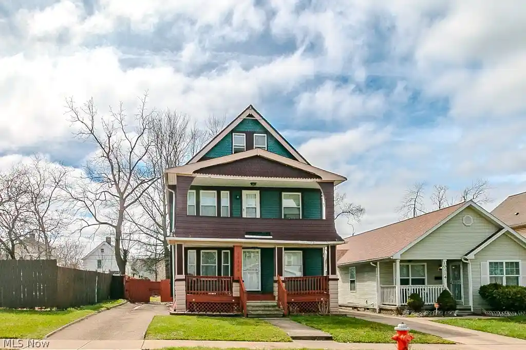 Listing Photo 1 - Condo for sale in 10302 Manor Ave located at 10302 Manor Ave, Cleveland, OH 44104 - Unit 10302 Manor Ave