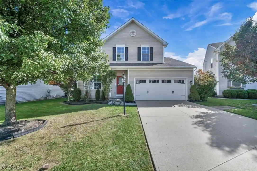 Photo 1 of Single family home for sale at 9092 Stonegate Cir, North Ridgeville, OH 44039 | MLS# 5249859 | Listing updated on 2026-10-26