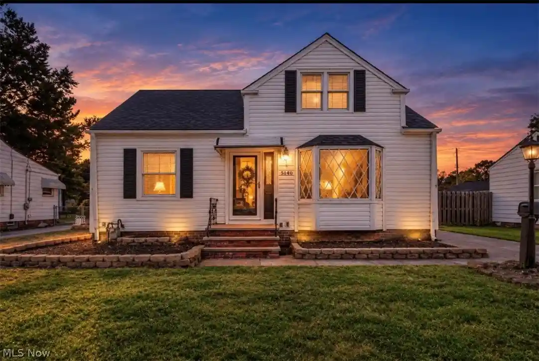 Photo 1 of Single family home for sale at 5140 Chestnut Hl Dr, Willoughby, OH 44094 | MLS# 5251275 | Listing updated on 2026-10-17