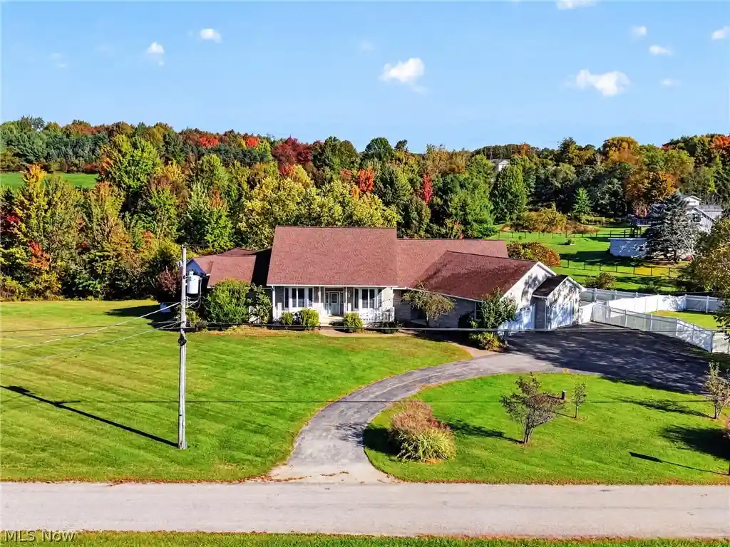Single family home for sale at 6615 Shilling Rd, Geneva, OH 44041 | MLS# 5251399