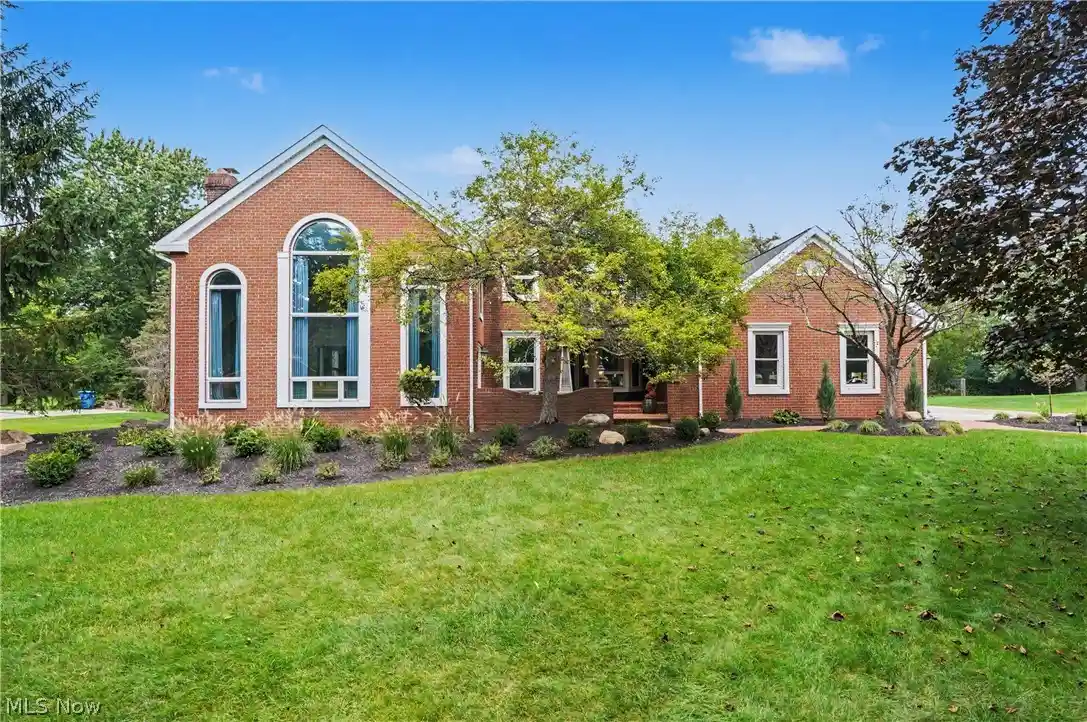 Photo 1 of Sale Pending at 207 N Hayden Pkwy, Hudson, OH 44236 | MLS# 5244687 | Listing updated on 2026-10-28