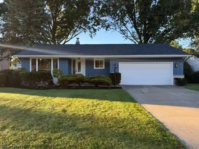 Photo 1 of Single family home for sale at 4616 Queen Mary Dr, Cleveland, OH 44121 | MLS# 5251469 | Listing updated on 2026-10-22