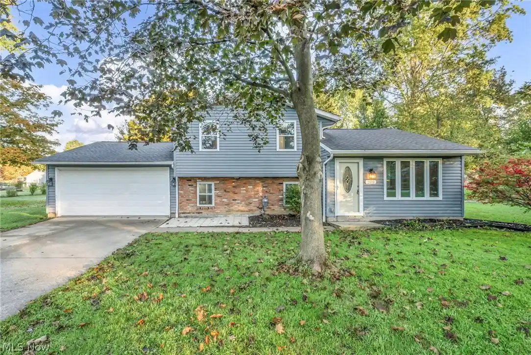 Single family home for sale at 209 Oakwood Ln, Seville, OH 44273 | MLS# 5251866