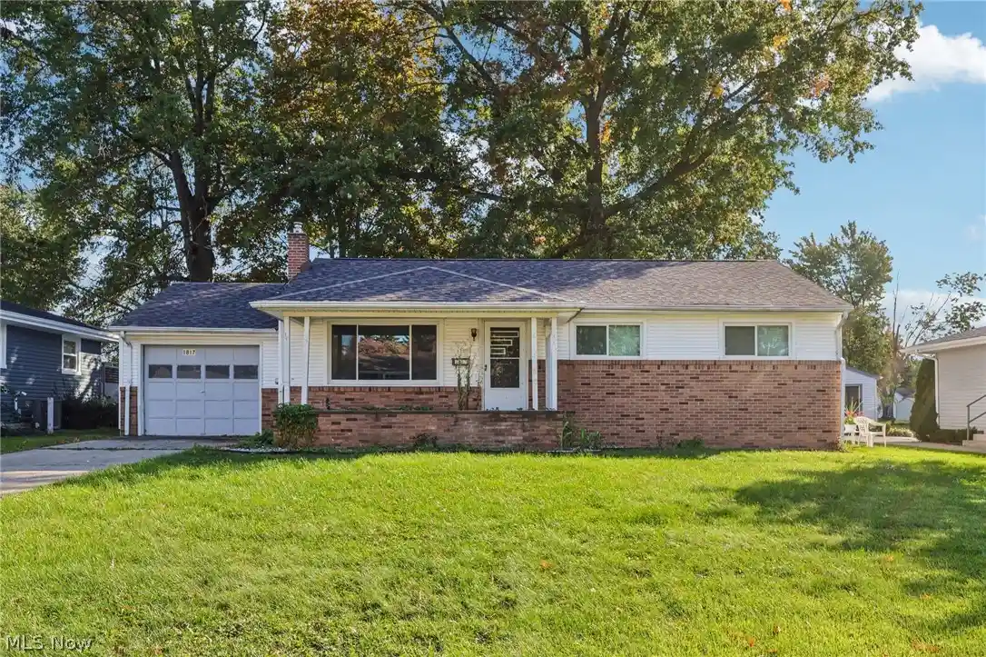Photo 1 of Single family home for sale at 1817 Basil Ave, Youngstown, OH 44514 | MLS# 5251887 | Listing updated on 2026-10-12