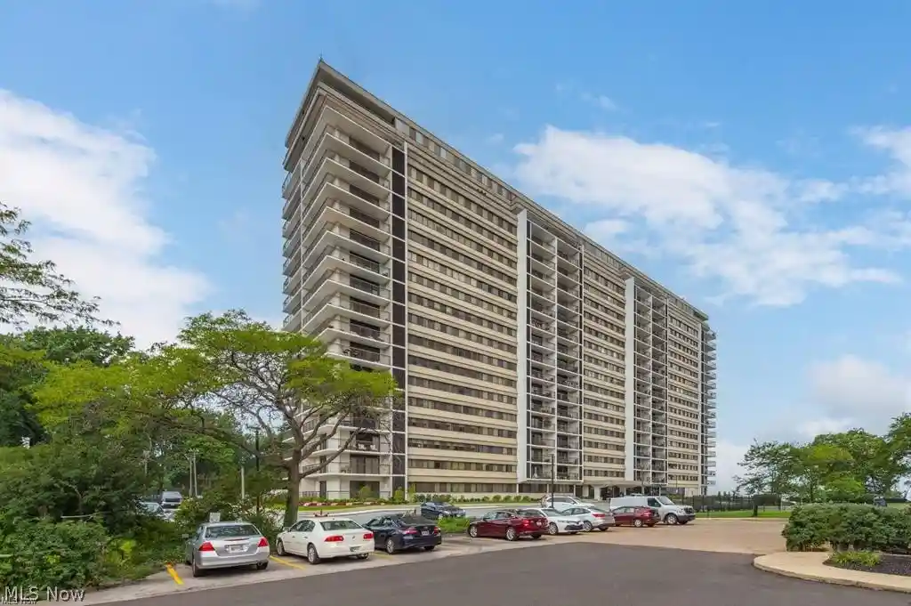 Condo for sale at 12550 Lake Ave, Lakewood, OH 44107 | MLS# 5251989