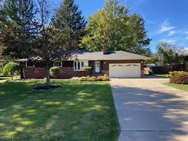 Photo 1 of Single family home for sale at 8260 Craig Ln, Broadview Heights, OH 44147 | MLS# 5249757 | Listing updated on 2026-10-13