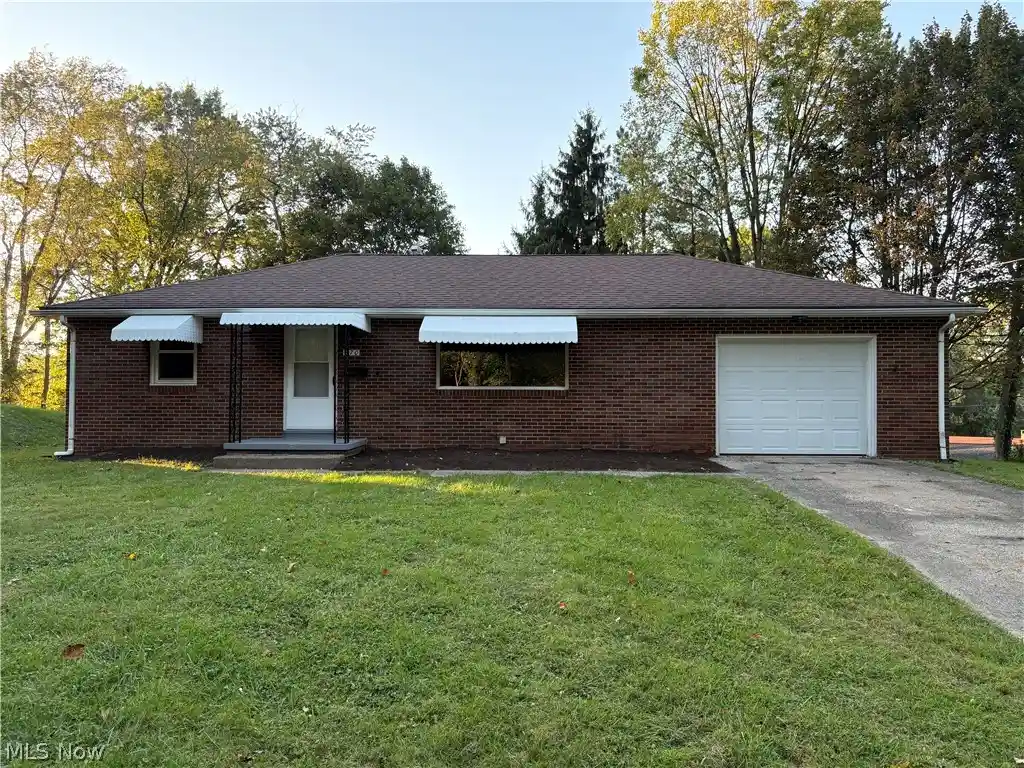 Photo 1 of Single family home for sale at 870 Milburn Rd Ne, Massillon, OH 44646 | MLS# 5252267 | Listing updated on 2026-10-11