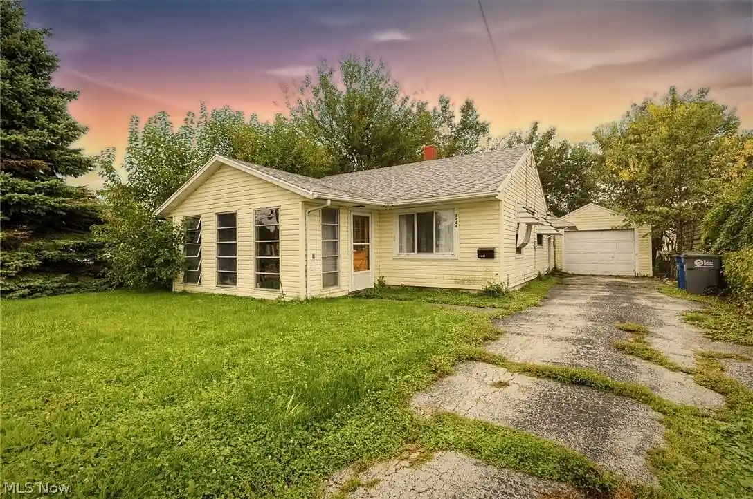 Single family home for sale at 3444 146th Street, Toledo, OH 43611 | MLS# 5252016