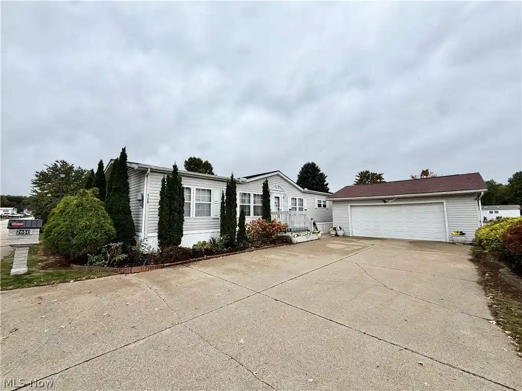 Single family home for sale at 2650 Lake Breeze Dr, Madison, OH 44057 | MLS# 5252299