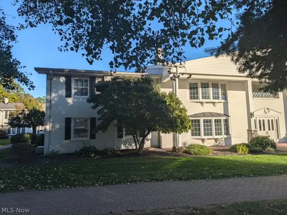 Condo for sale at 4 Meadowlawn Dr #19, Mentor, OH 44060 | MLS# 5252275