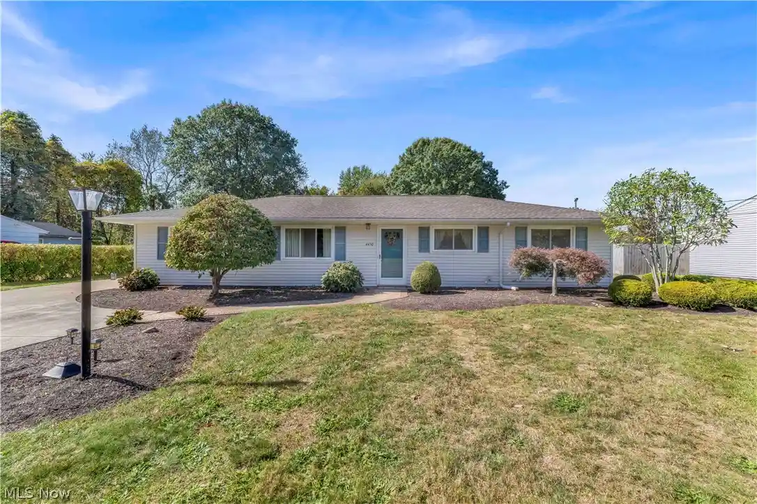 Photo 1 of Single family home for sale at 4450 Redwood Dr, Painesville, OH 44077 | MLS# 5249552 | Listing updated on 2026-10-21