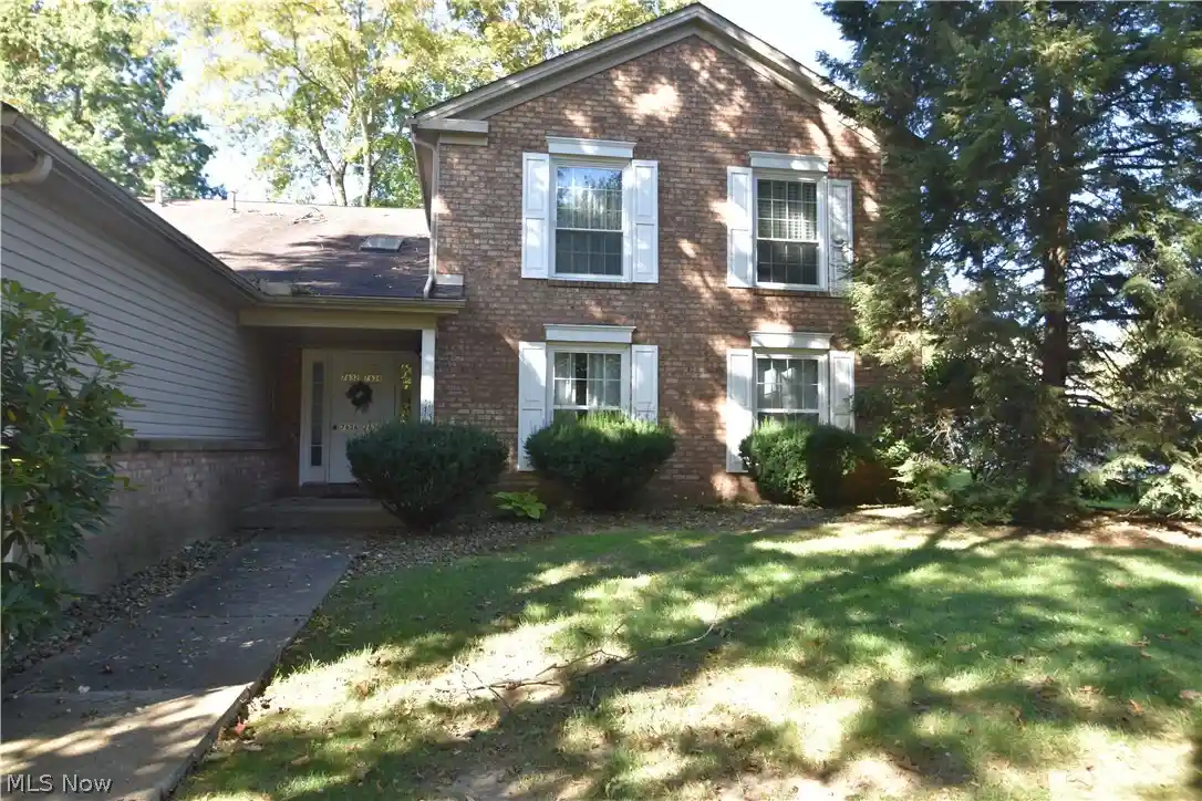 Photo 1 of Condo for sale at 7636 Huntington Dr, Youngstown, OH 44512 | MLS# 5252479 | Listing updated on 2026-10-29