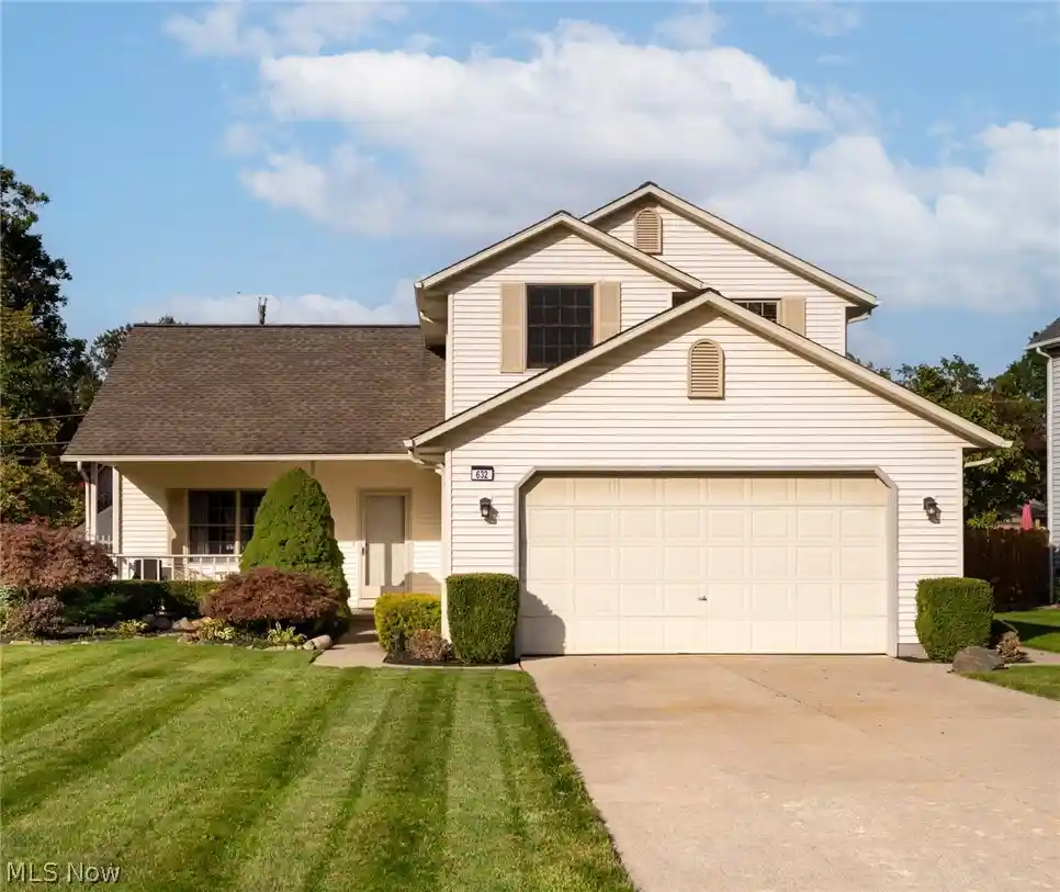 Photo 1 of Single family home for sale at 632 Bayberry Rd, Lorain, OH 44053 | MLS# 5252316 | Listing updated on 2026-10-16