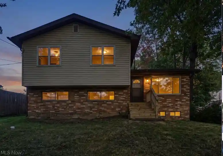 Single family home for sale at 1302 East Ave, Akron, OH 44307 | MLS# 5251440