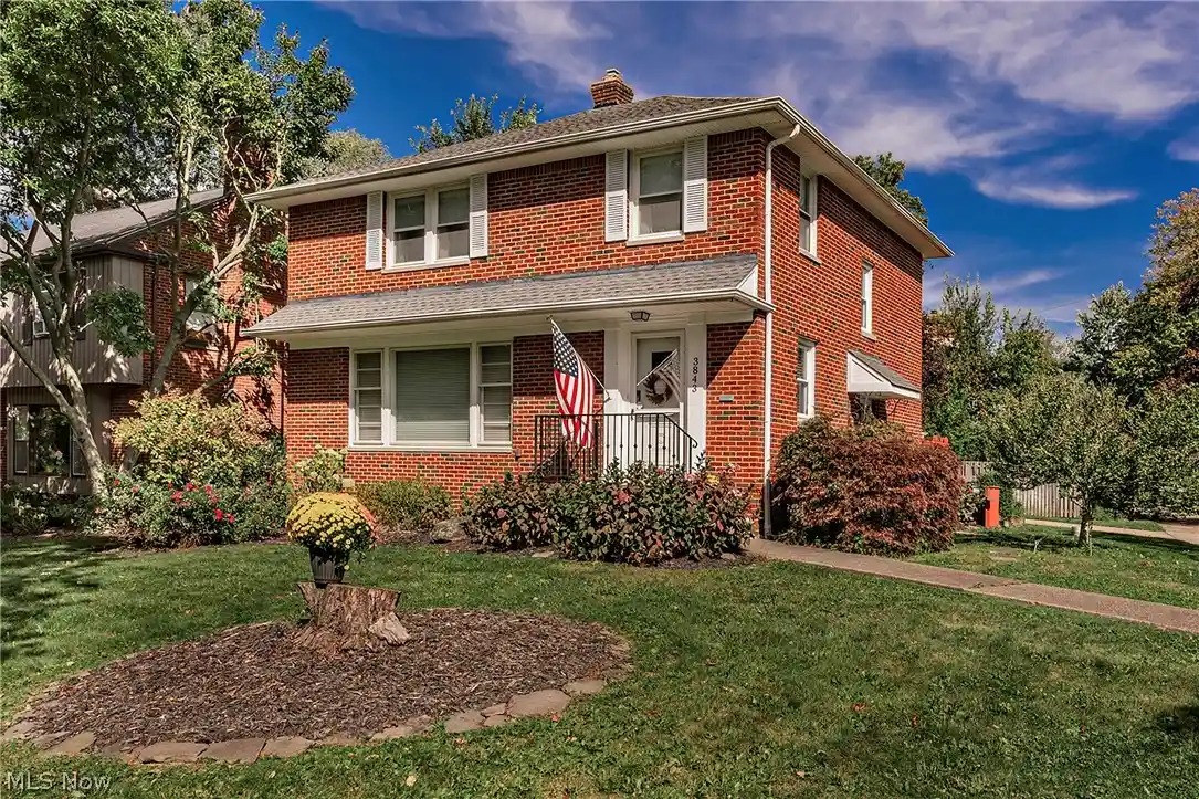 Single family home for sale at 3843 Claridge Oval, University Heights, OH 44118 | MLS# 5252404