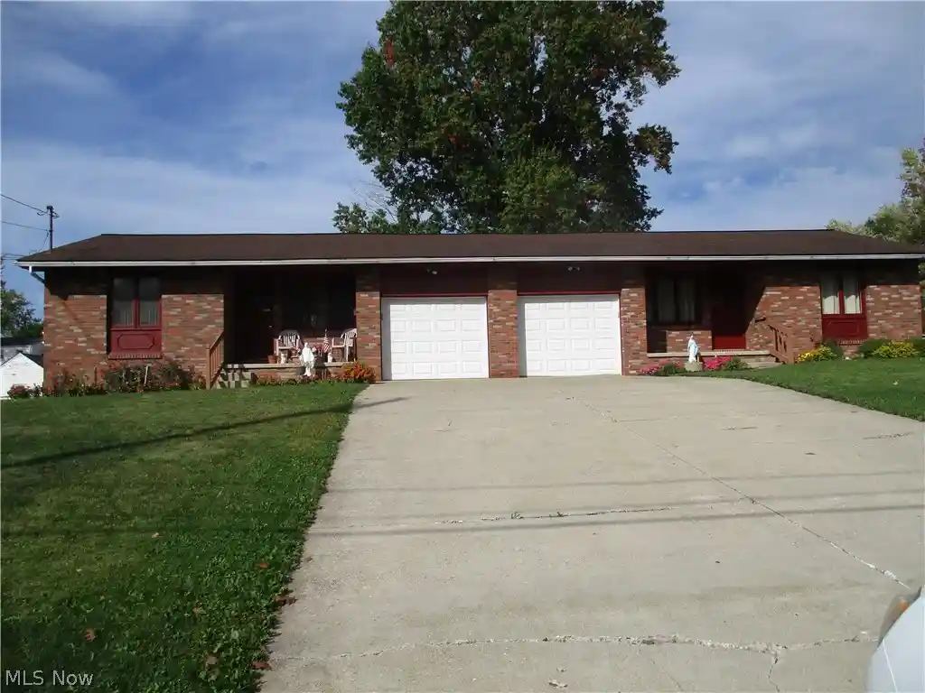 Photo 1 of Sale Pending at 650 652 E Liberty St, Girard, OH 44420 | MLS# 5252619 | Listing updated on 2026-10-21