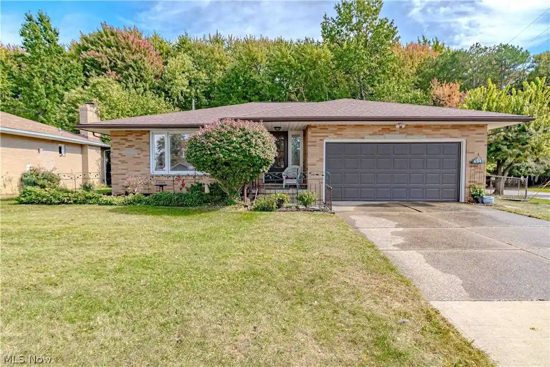 Photo 1 of Sale Pending at 6541 Fairweather Dr, Cleveland, OH 44130 | MLS# 5252356 | Listing updated on 2026-10-28