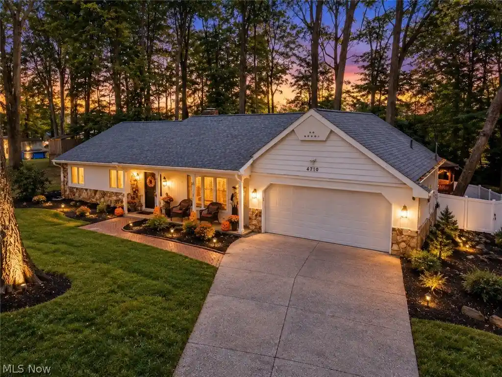 Single family home for sale at 4710 Young Rd, Stow, OH 44224 | MLS# 5251451