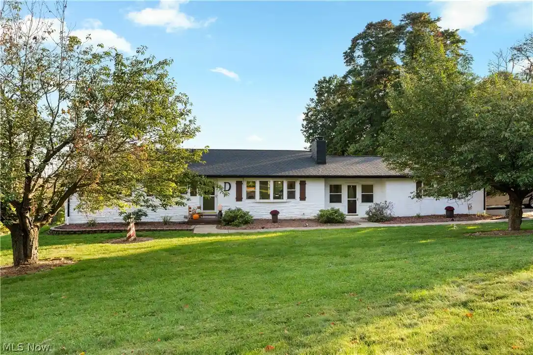 Photo 1 of Single family home for sale at 6468 Yost St Nw, Canton, OH 44718 | MLS# 5252048 | Listing updated on 2026-10-28