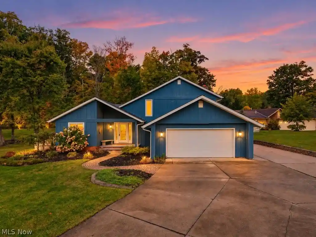 Photo 1 of Sale Pending at 11276 Guinevere Dr, Newbury, OH 44065 | MLS# 5243116 | Listing updated on 2026-10-17