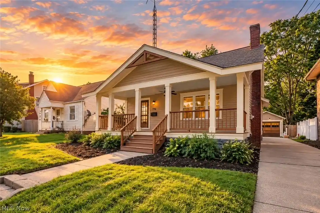 Photo 1 of Single family home for sale at 216 6th Street Ne, North Canton, OH 44720 | MLS# 5252899 | Listing updated on 2026-10-15