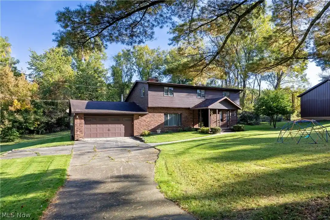 Single family home for sale at 3465 Shad Dr E, Mansfield, OH 44903 | MLS# 5252877
