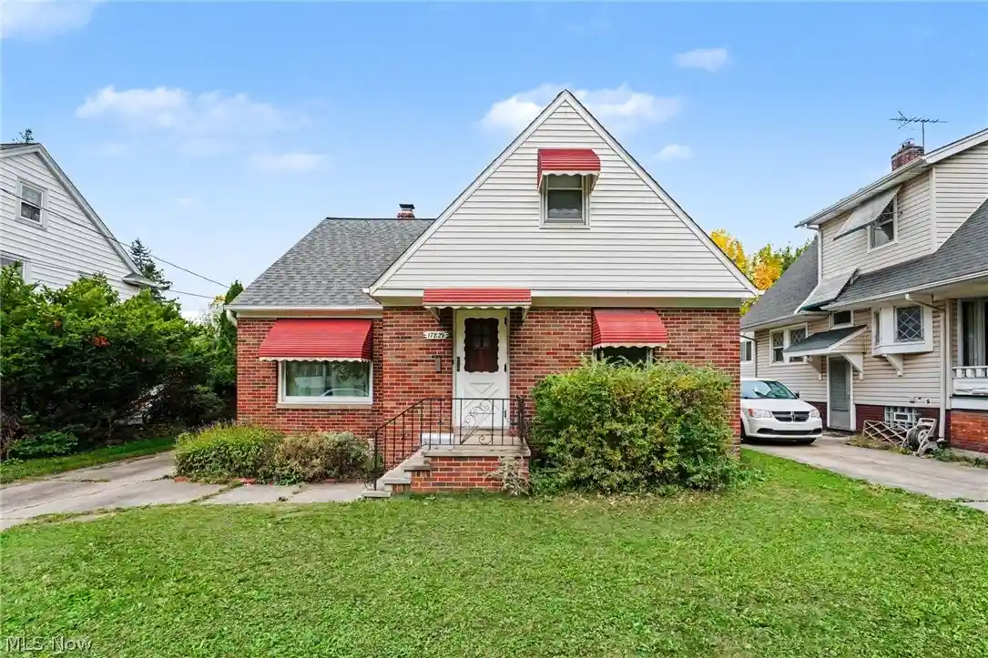 Photo 1 of Single family home for sale at 17829 Dillewood Rd, Cleveland, OH 44119 | MLS# 5252377 | Listing updated on 2026-10-30