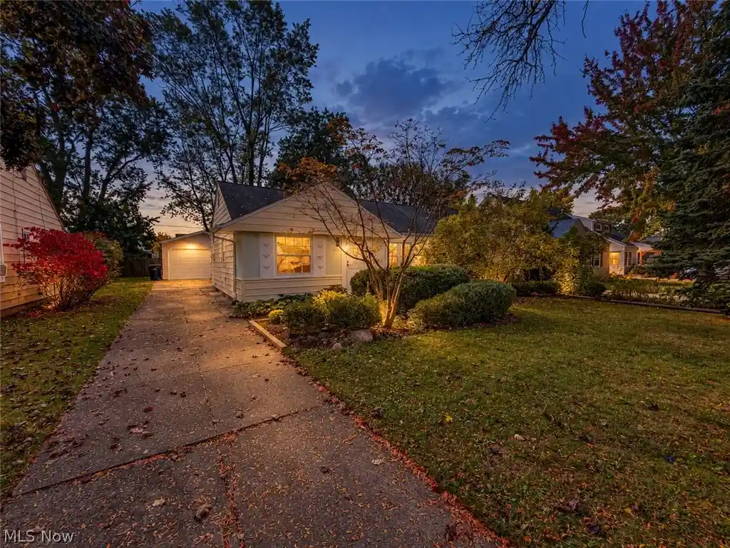 Photo 1 of Single family home for sale at 15711 Leigh Ellen Ave, Cleveland, OH 44135 | MLS# 5251145 | Listing updated on 2026-10-16