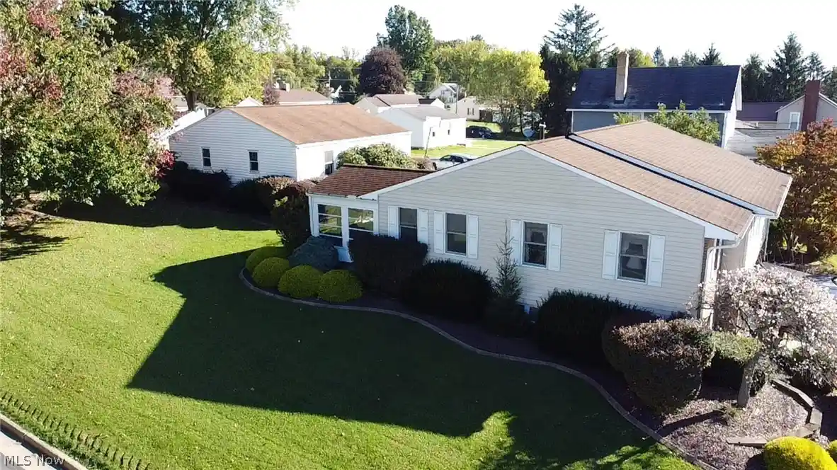 Photo 1 of Single family home for sale at 700 W Martin St, East Palestine, OH 44413 | MLS# 5253108 | Listing updated on 2026-10-14