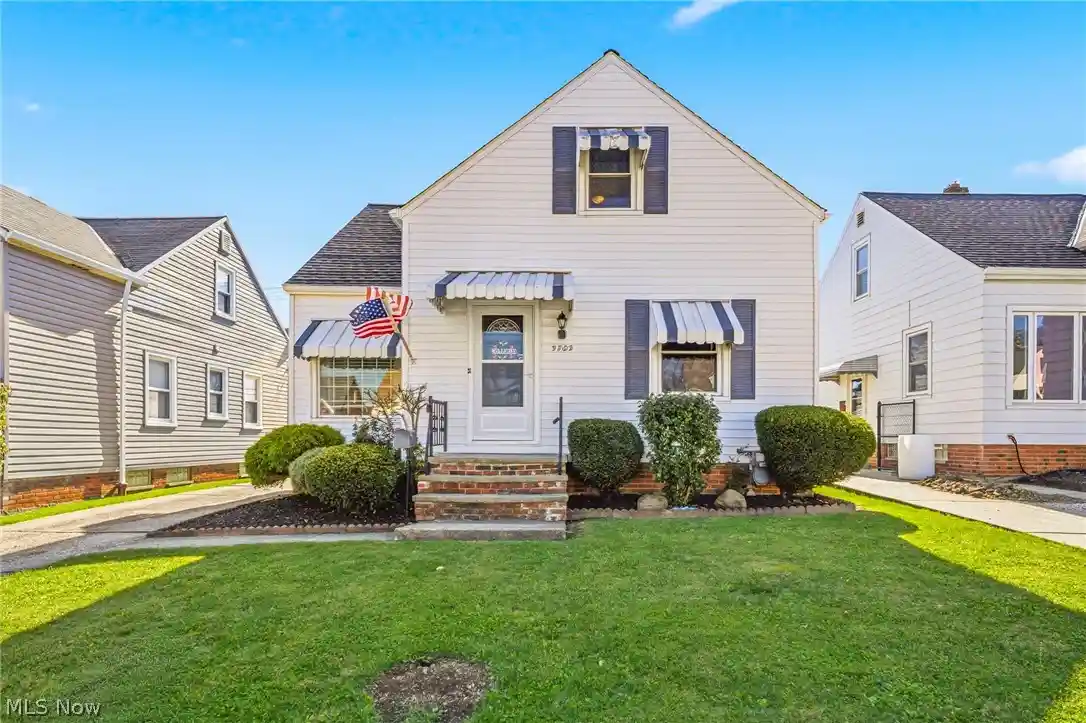 Photo 1 of Single family home for sale at 5703 Pelham Dr, Cleveland, OH 44129 | MLS# 5252317 | Listing updated on 2026-10-29