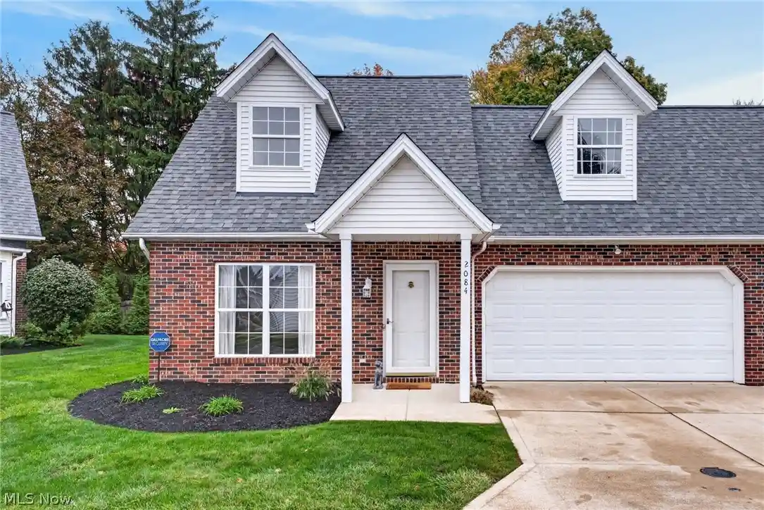 Single family home for sale at 2084 Jennifer St, Akron, OH 44313 | MLS# 5253082