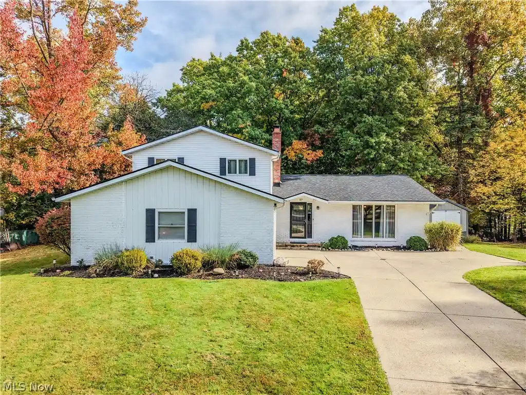 Photo 1 of Single family home for sale at 57 Woodhollow Dr, Brunswick, OH 44212 | MLS# 5252743 | Listing updated on 2026-10-29