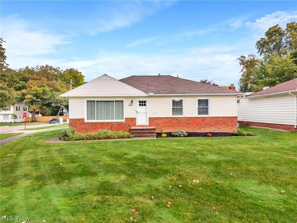 Photo 1 of Single family home for sale at 4799 N Sedgewick Rd, Cleveland, OH 44124 | MLS# 5237028 | Listing updated on 2026-10-17