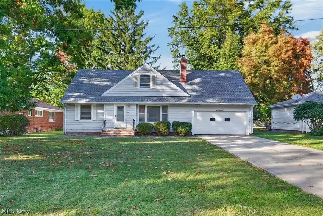 Photo 1 of Sale Pending at 2115 Algonquin, Euclid, OH 44117 | MLS# 5253246 | Listing updated on 2026-10-22