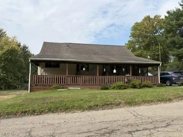 Single family home for sale at 307 Ruggles Ave SE, Canton, OH 44707 | MLS# 5253263