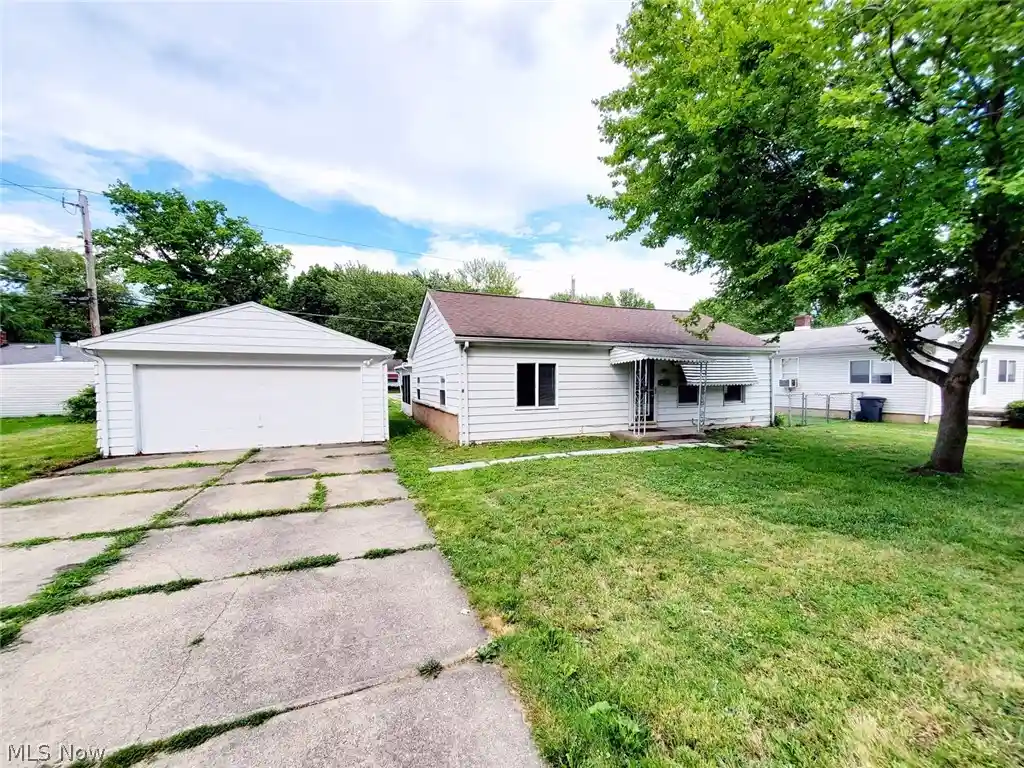 Single family home for sale at 483 Campers Dr, Eastlake, OH 44095 | MLS# 5252112