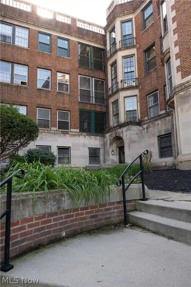 Photo 1 of Condo for sale at 11426 Cedar Glen Pkwy #D6, Cleveland, OH 44106 | MLS# 5252637 | Listing updated on 2026-10-15