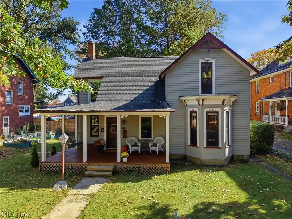 Photo 1 of Single family home for sale at 138 Seminary St, Berea, OH 44017 | MLS# 5253125 | Listing updated on 2026-10-16