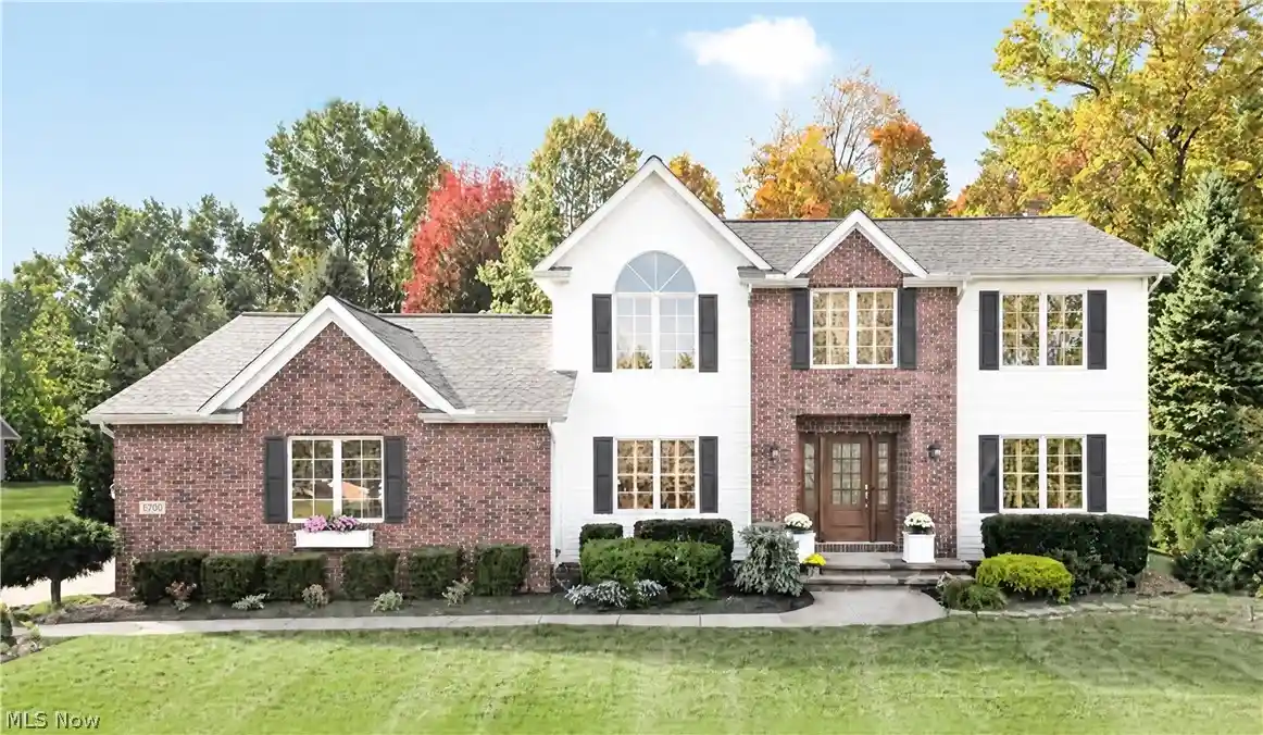 Photo 1 of Sale Pending at 5700 Cyn View Dr, Painesville, OH 44077 | MLS# 5252545 | Listing updated on 2026-10-20