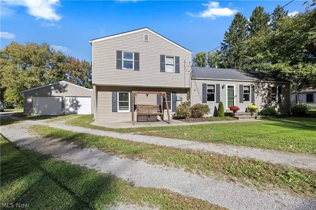 Photo 1 of Single family home for sale at 38536 E River Rd, Elyria, OH 44035 | MLS# 5250183 | Listing updated on 2026-10-20