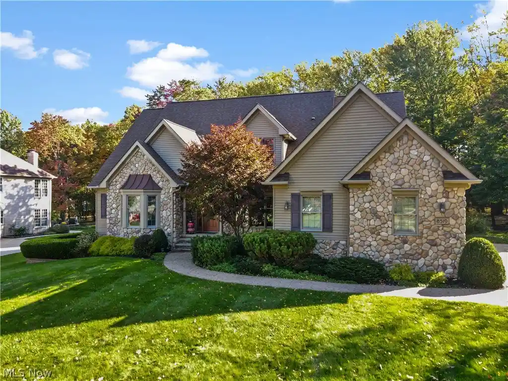 Photo 1 of Sale Pending at 8519 Windsor Way, Broadview Heights, OH 44147 | MLS# 5252698 | Listing updated on 2026-10-24