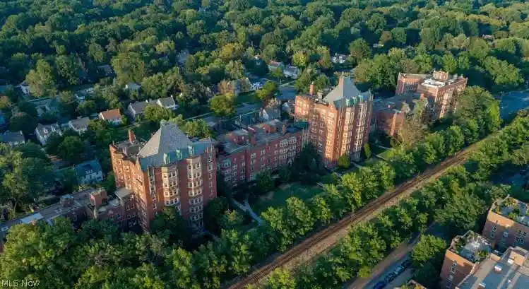Condo for sale at 13901 Shaker Blvd #5A, Cleveland, OH 44120 | MLS# 5253132