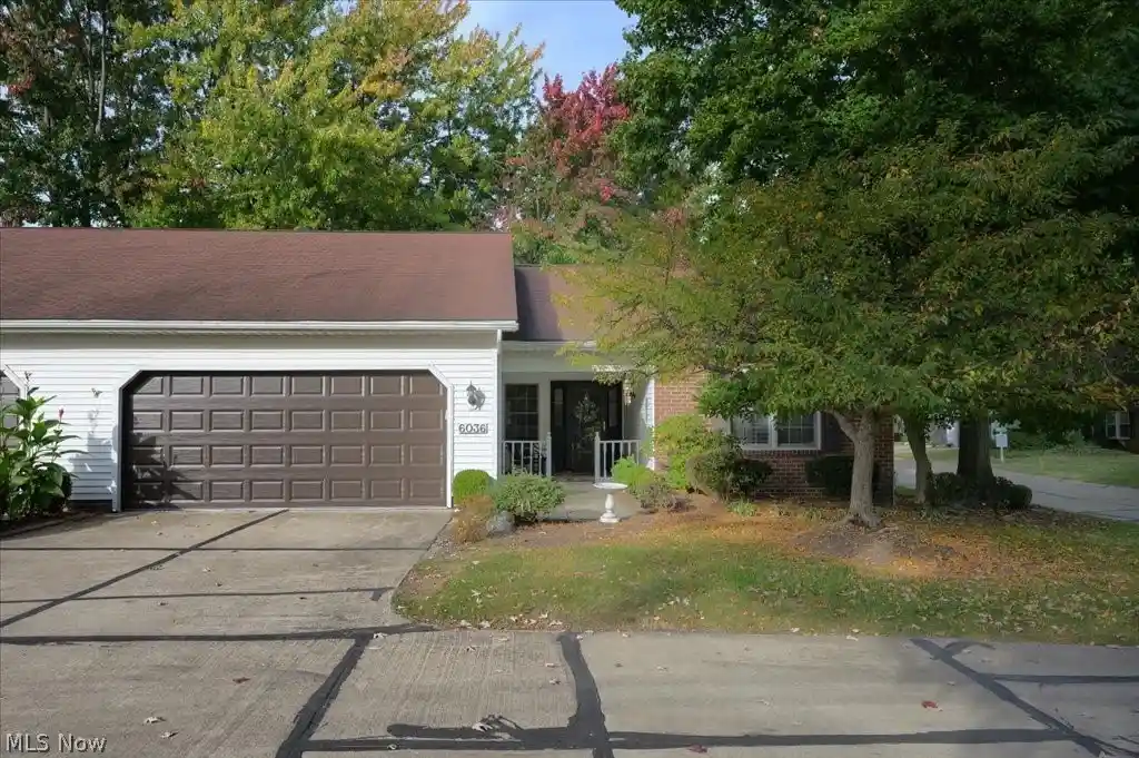 Photo 1 of Sale Pending at 6036 Weymouth Dr, Mentor, OH 44060 | MLS# 5252729 | Listing updated on 2026-10-28