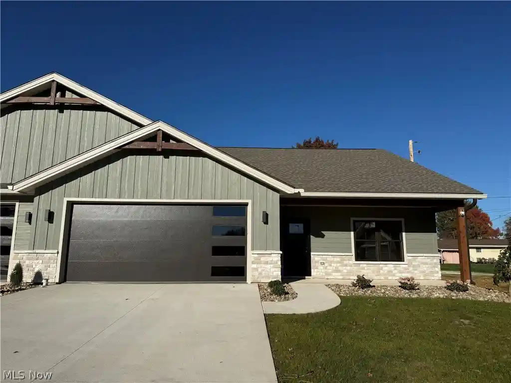Photo 1 of Condo for sale at 850 3rd Street Sw, New Philadelphia, OH 44663 | MLS# 5253184 | Listing updated on 2026-10-19